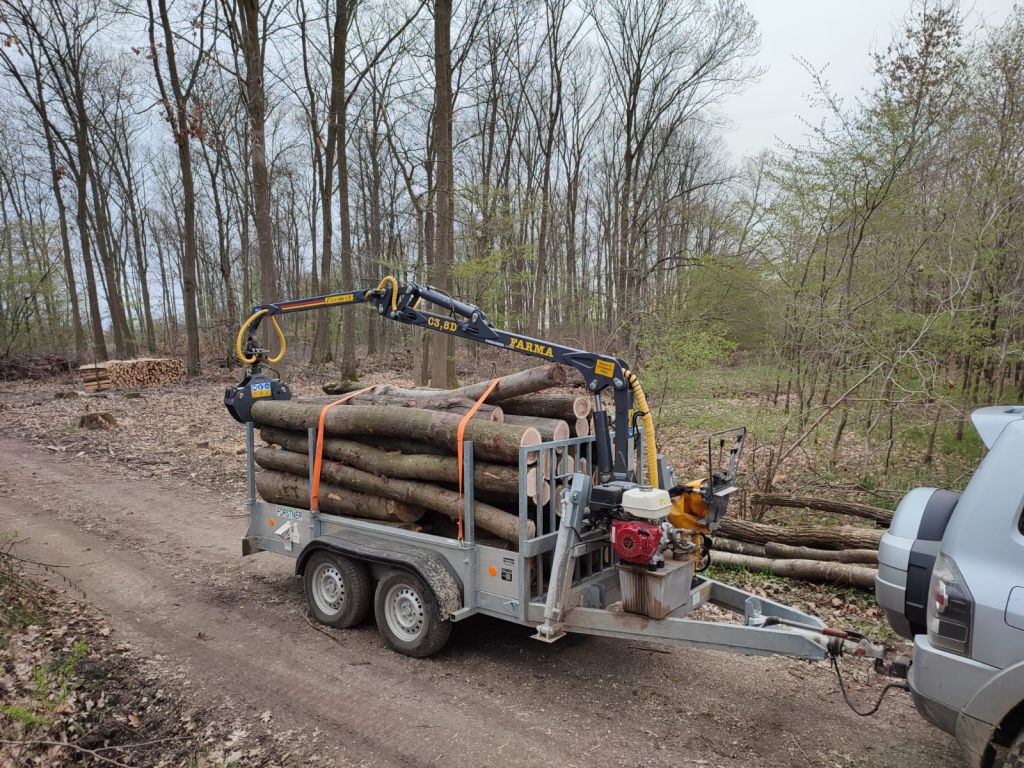 produkte pkwanhaenger pkw anhaenger mit kran 3